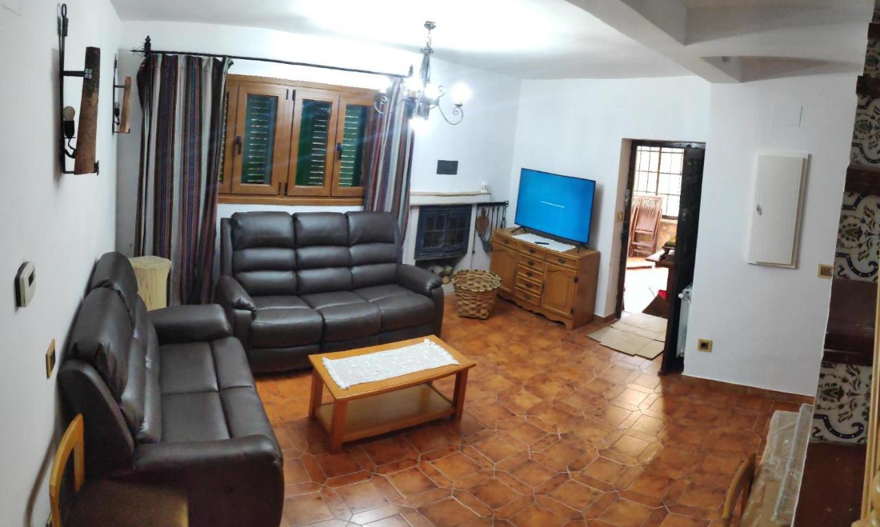 Casa Rural El Eden Del Ungria Caspueñas エクステリア 写真
