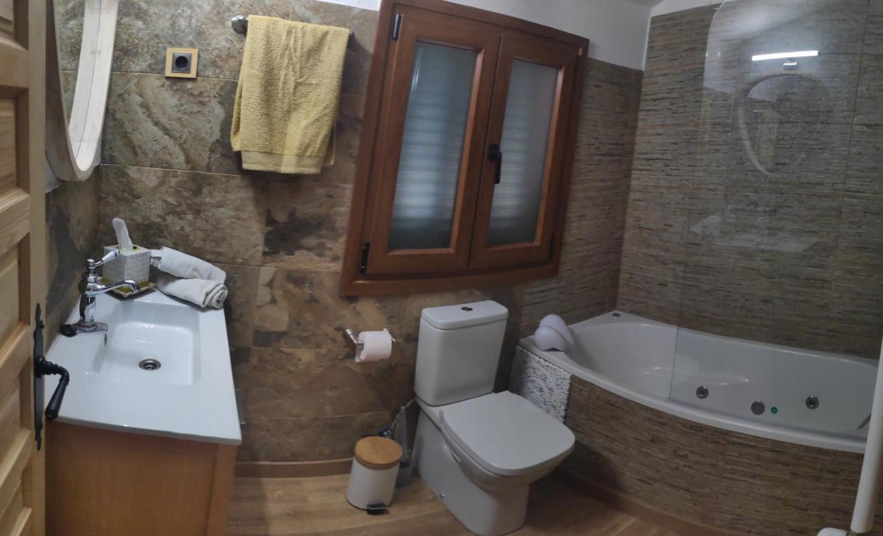 Casa Rural El Eden Del Ungria Caspueñas エクステリア 写真