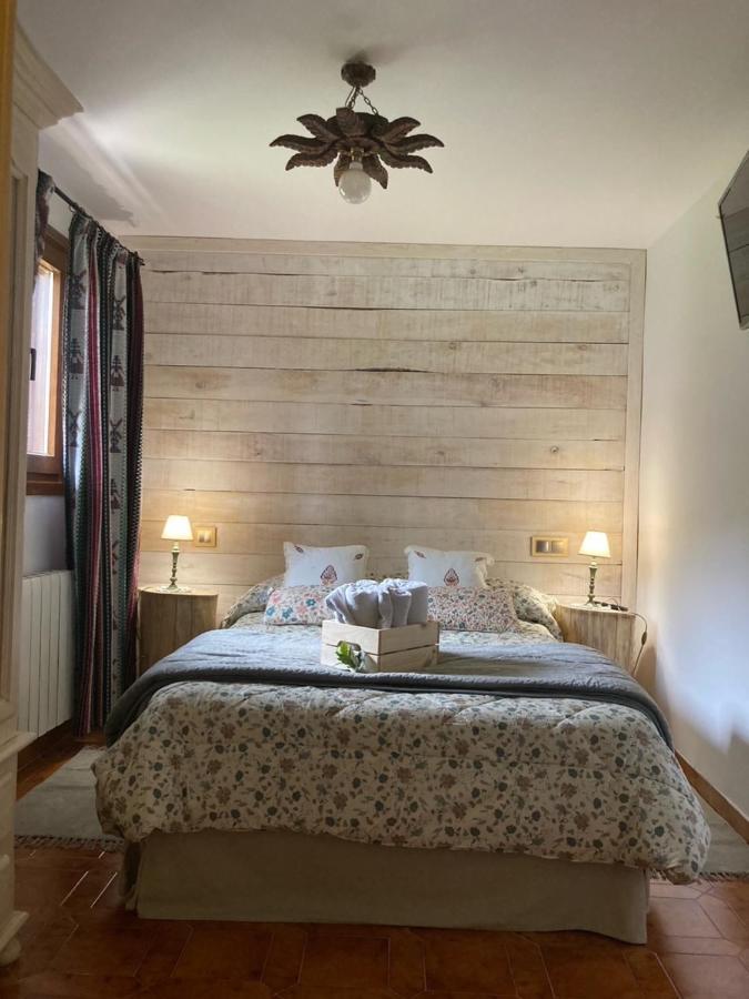 Casa Rural El Eden Del Ungria Caspueñas エクステリア 写真